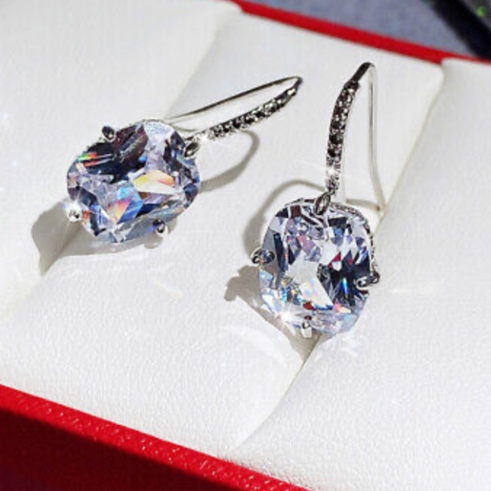 NEW 925 Sterling silver Diamond Earrings - Picture 6 of 6